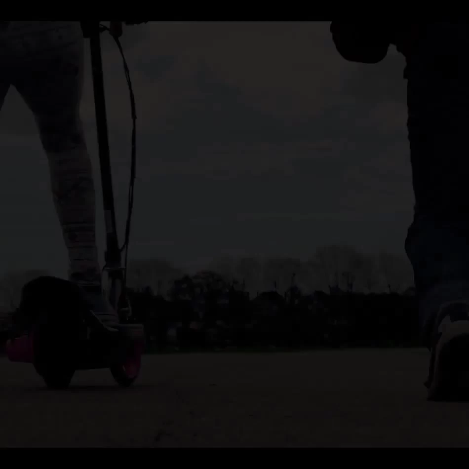 Razor Powercore E90 Scooter - Pink 10 Razor Powercore E90 Scooter - Pink - Image 8