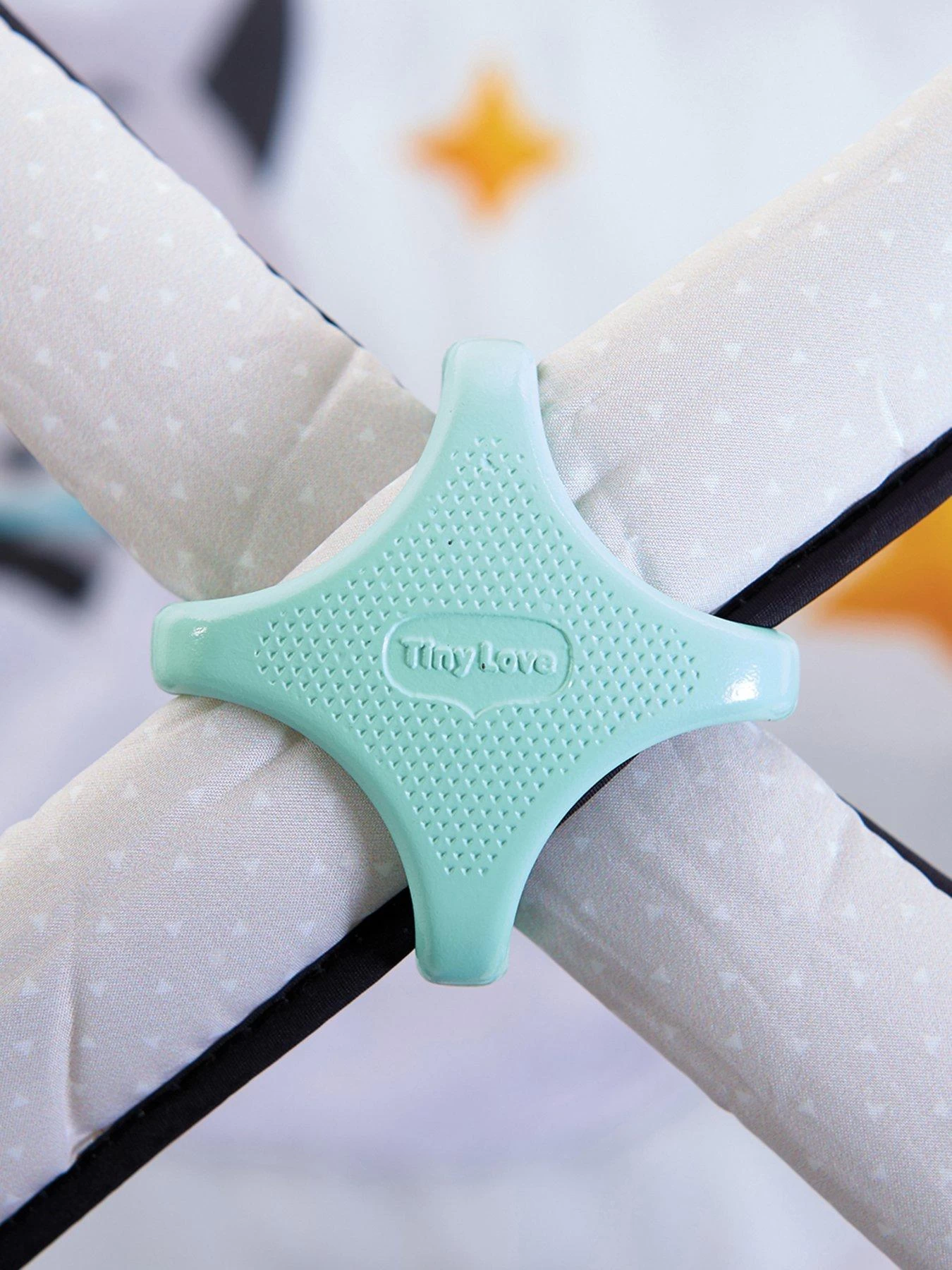 Tiny Love Black & White Gymini® 8 Tiny Love Black & White Gymini® - Image 6