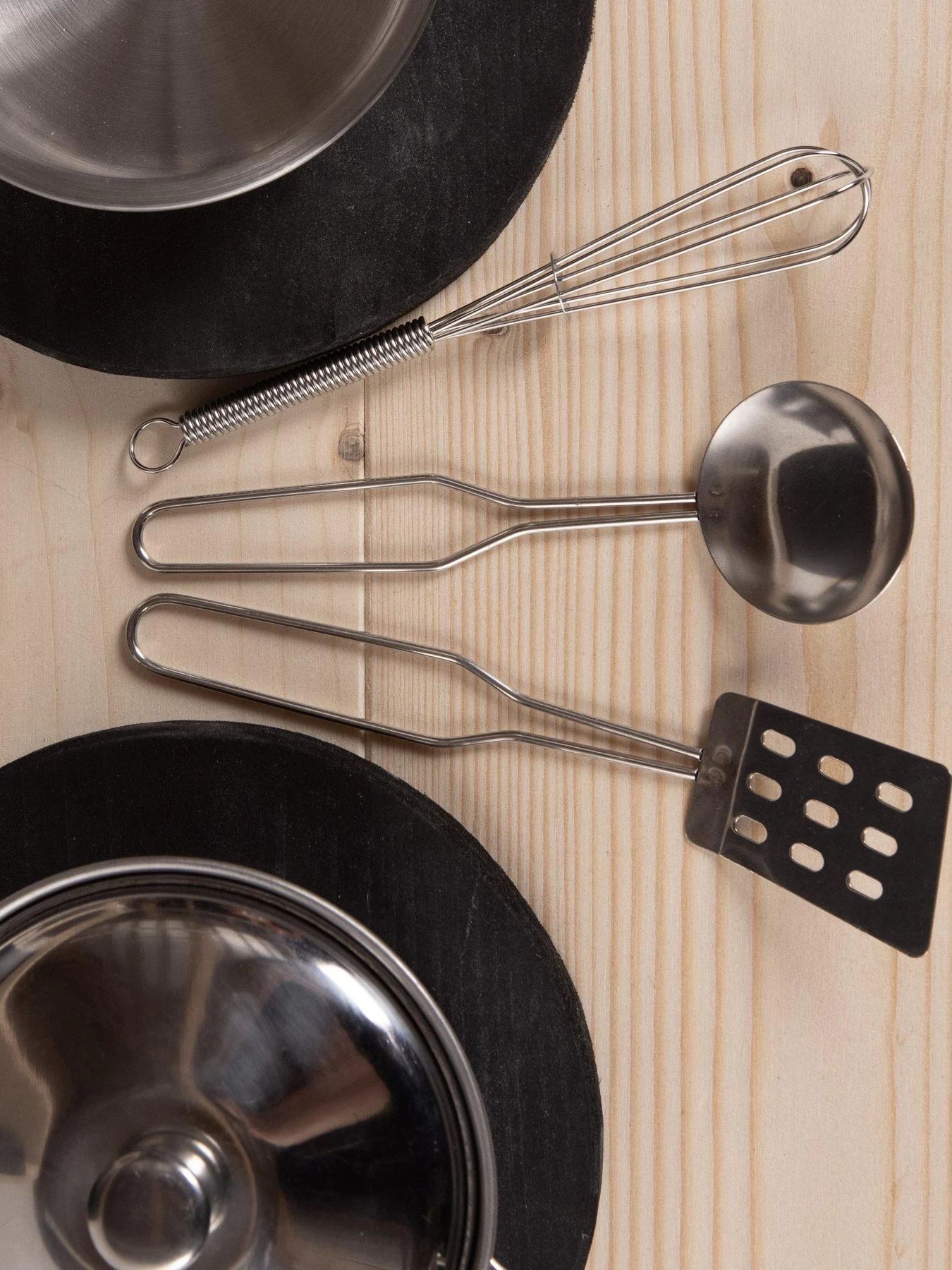 Sportspower Premium Mud Kitchen 6 Sportspower Premium Mud Kitchen - Image 4