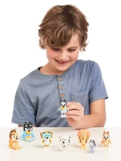 Bluey Bluey's Family And Friends Figure 8-Pack -Fun Puzzle For Children Shop V2JWC SQ4 0000000099 N A SLd1