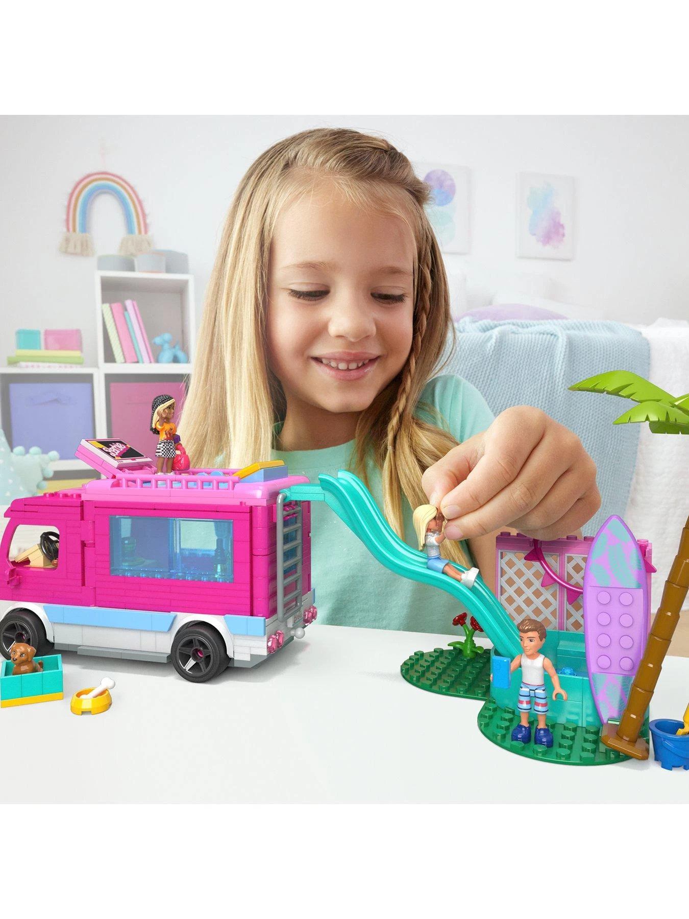 Mega Bloks Barbie Dream Camper Adventure Building Set 5 Mega Bloks Barbie Dream Camper Adventure Building Set - Image 3