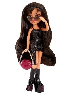 Bratz Celebrity Day Fashion  Doll - Kylie Jenner -Fun Puzzle For Children Shop VL09A SQ3 0000000099 N A SLd