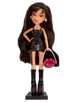 Bratz Celebrity Day Fashion  Doll - Kylie Jenner -Fun Puzzle For Children Shop VL09A SQ4 0000000099 N A SLd1
