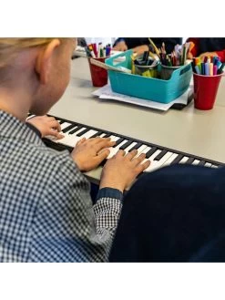 Carry-On 88 Key Folding Piano - Black -Fun Puzzle For Children Shop VLGA9 SQ6 0000000099 N A SLd4