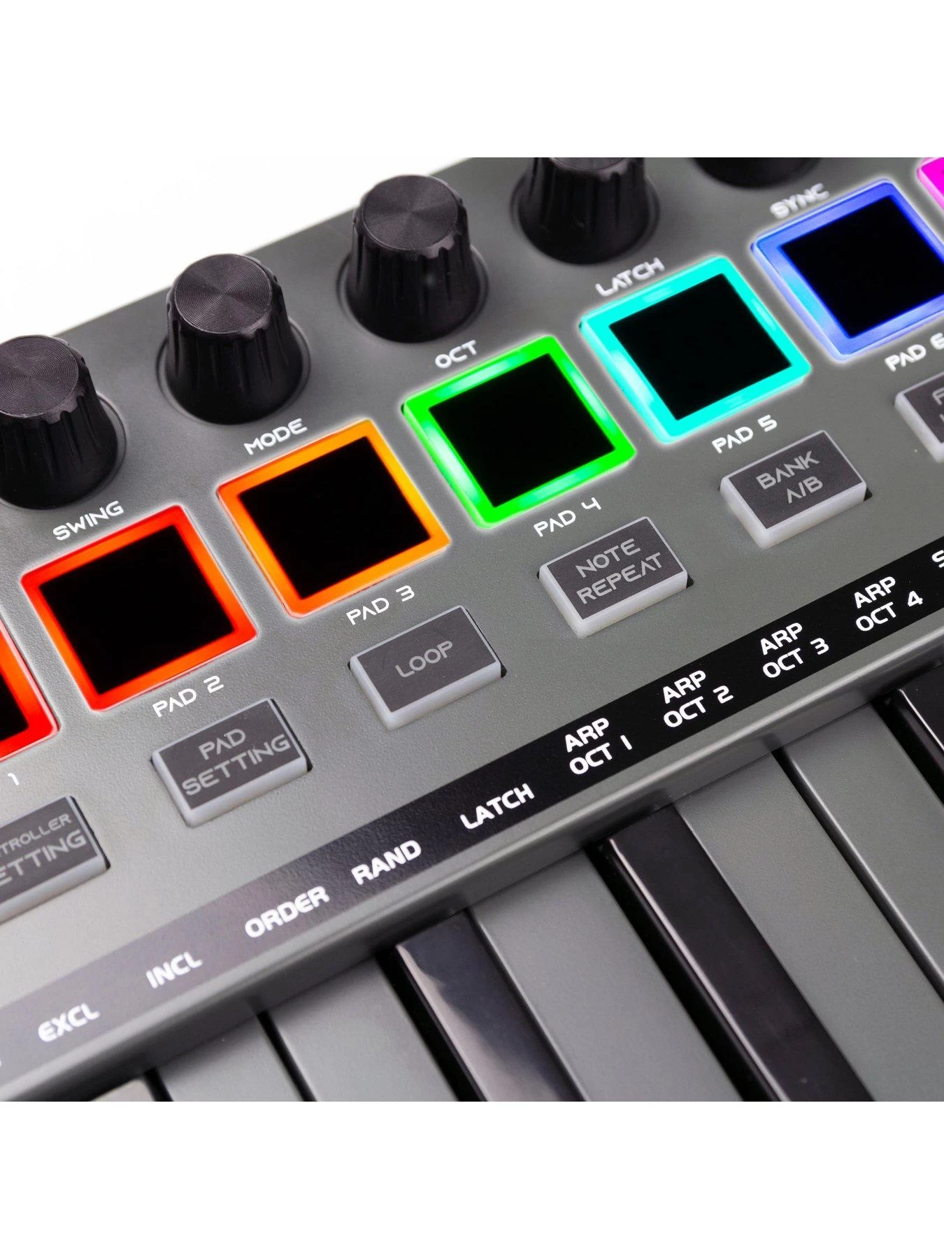 RockJam 25 Key USB And Bluetooth MIDI Keyboard Controller With 8 Backlit Drum Pads 7 RockJam 25 Key USB And Bluetooth MIDI Keyboard Controller With 8 Backlit Drum Pads - Image 5