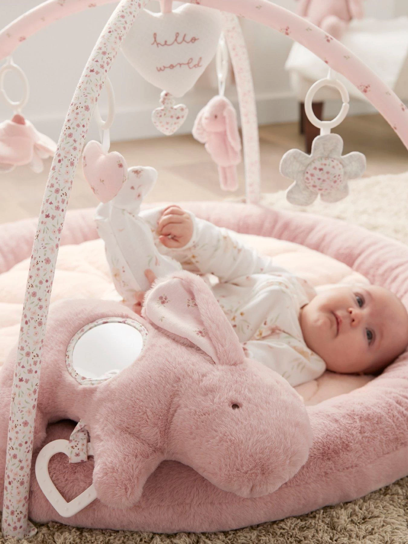 Mamas & Papas Welcome To The World Playmat- Pink 8 Mamas & Papas Welcome To The World Playmat- Pink - Image 6